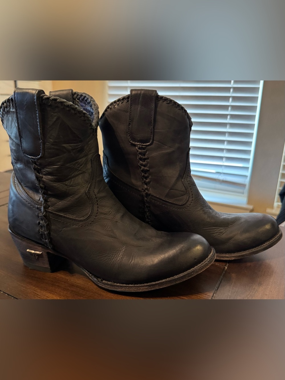 Lane Women's Black Leather Western Ankle Boots